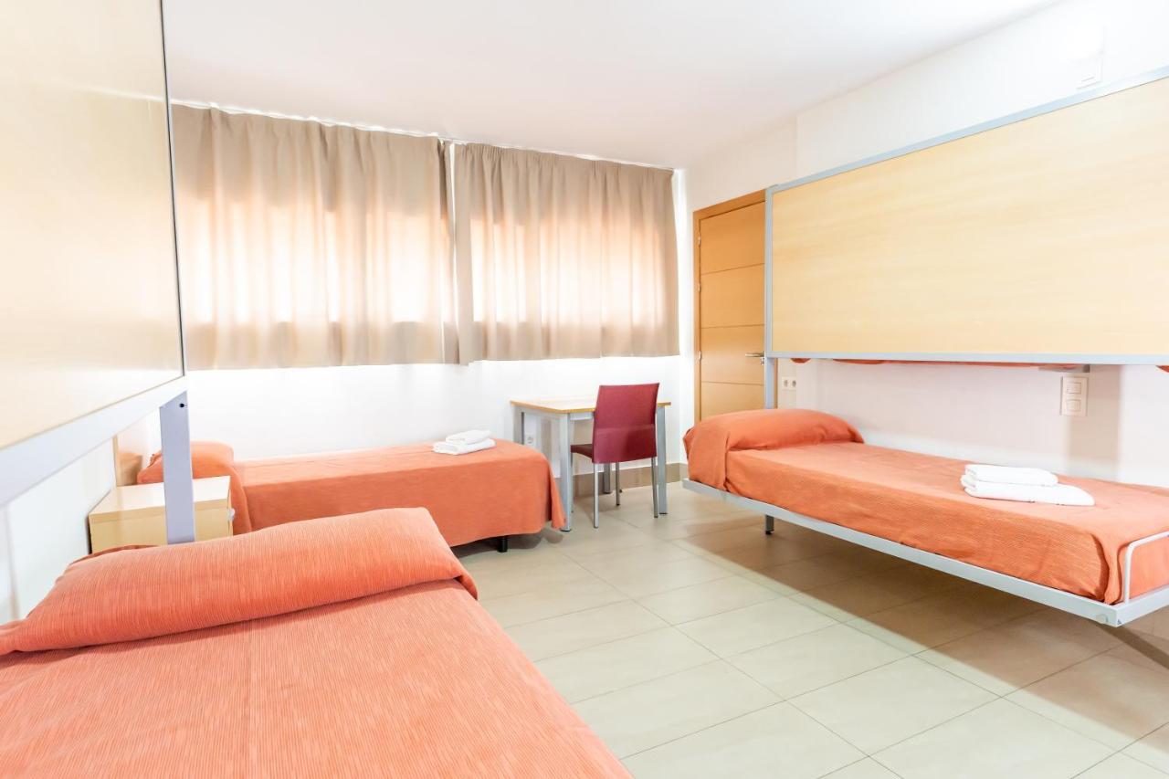Albergue Inturjoven Sevilla ภายนอก รูปภาพ