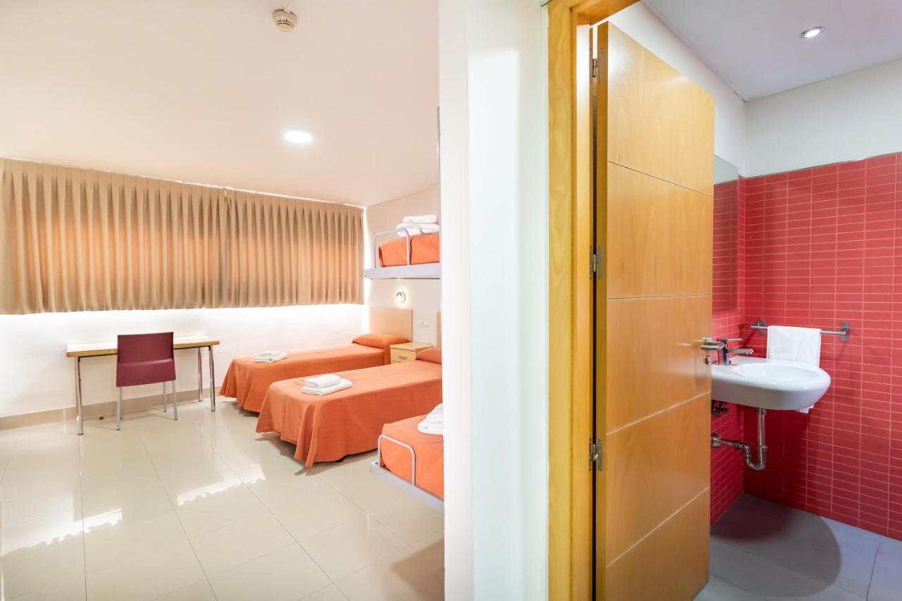 Albergue Inturjoven Sevilla ภายนอก รูปภาพ