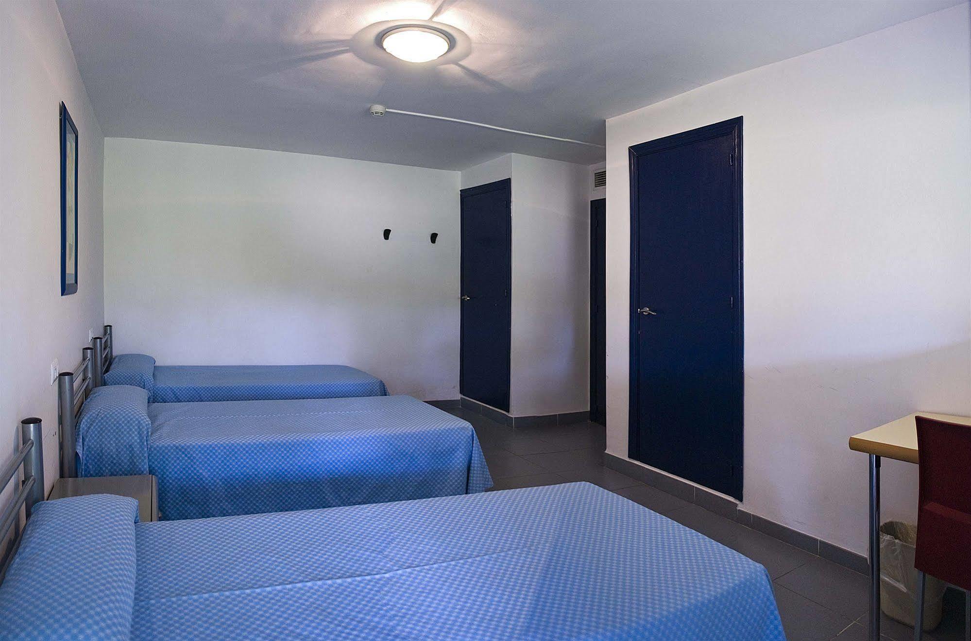 Albergue Inturjoven Sevilla ภายนอก รูปภาพ