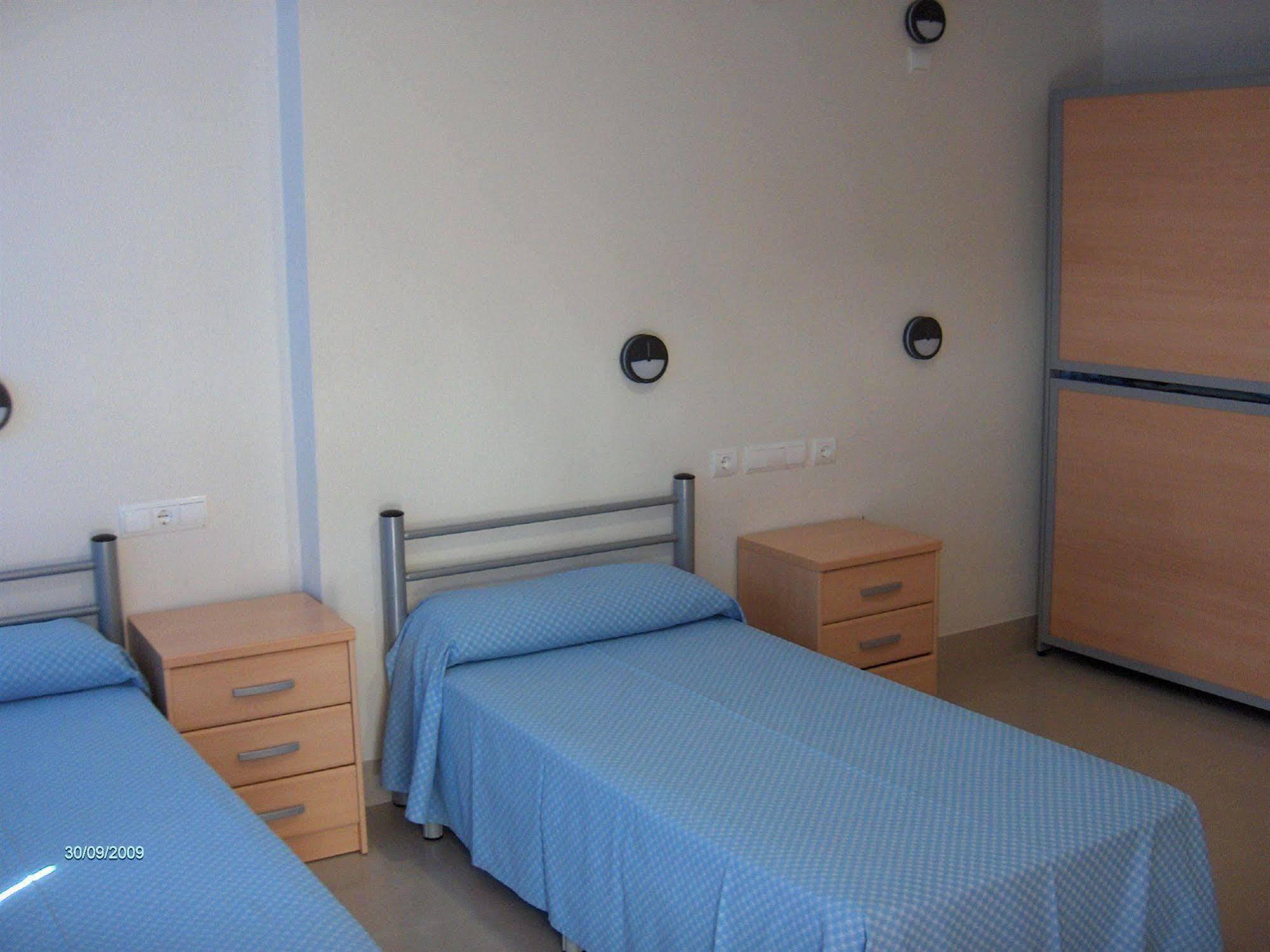 Albergue Inturjoven Sevilla ภายนอก รูปภาพ